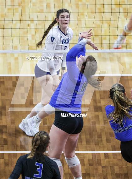 Thumbnail 2 in Valor Christian vs. Grandview (CHSAA 5A Round 3) photogallery.