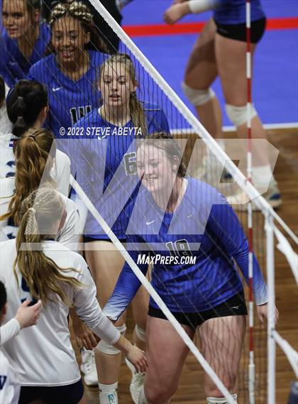 Thumbnail 1 in Valor Christian vs. Grandview (CHSAA 5A Round 3) photogallery.