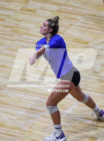 Thumbnail 1 in Valor Christian vs. Grandview (CHSAA 5A Round 3) photogallery.