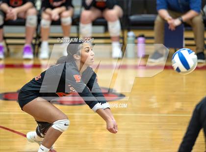 Thumbnail 2 in Flushing vs. Romeo (MHSAA Division 1 Regional Semifinal) photogallery.