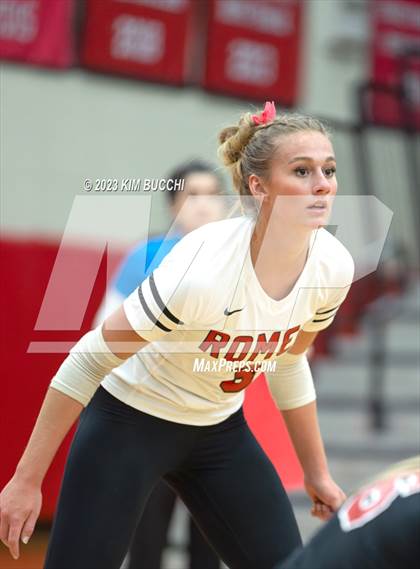 Thumbnail 2 in Flushing vs. Romeo (MHSAA Division 1 Regional Semifinal) photogallery.