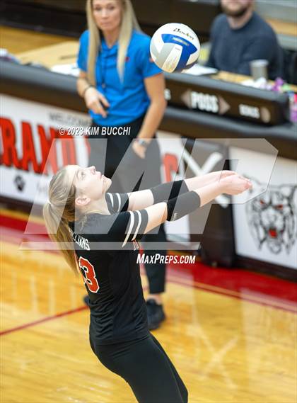 Thumbnail 3 in Flushing vs. Romeo (MHSAA Division 1 Regional Semifinal) photogallery.