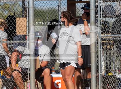 Thumbnail 3 in Waverly vs Elkhorn North photogallery.