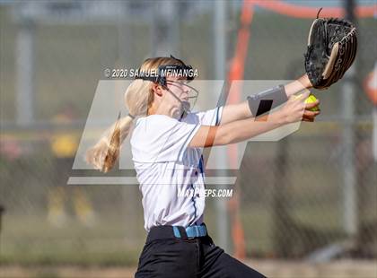 Thumbnail 2 in Waverly vs Elkhorn North photogallery.