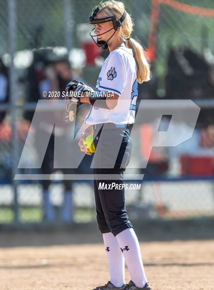 Thumbnail 1 in Waverly vs Elkhorn North photogallery.