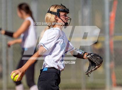 Thumbnail 1 in Waverly vs Elkhorn North photogallery.
