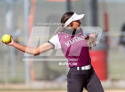 Thumbnail 1 in Waverly vs Elkhorn North photogallery.