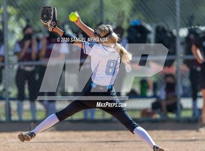 Thumbnail 3 in Waverly vs Elkhorn North photogallery.