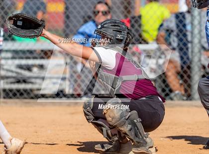 Thumbnail 3 in Waverly vs Elkhorn North photogallery.