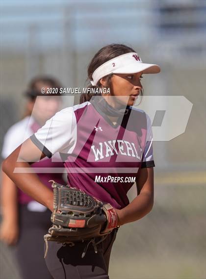 Thumbnail 2 in Waverly vs Elkhorn North photogallery.