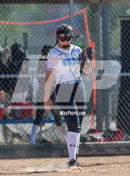 Thumbnail 2 in Waverly vs Elkhorn North photogallery.
