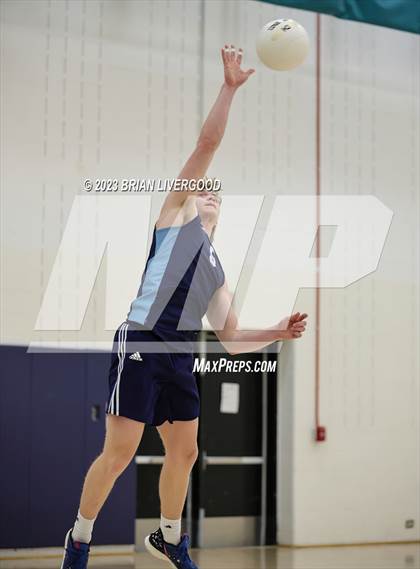 Thumbnail 2 in Eaglecrest vs. Valor Christian (CHSAA 5A Round 2) photogallery.