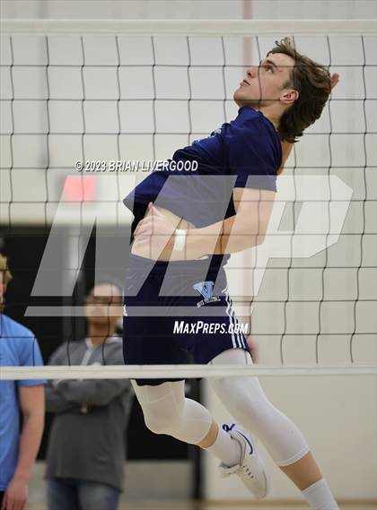 Thumbnail 3 in Eaglecrest vs. Valor Christian (CHSAA 5A Round 2) photogallery.