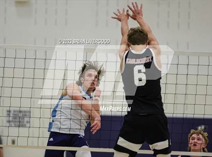 Thumbnail 3 in Eaglecrest vs. Valor Christian (CHSAA 5A Round 2) photogallery.