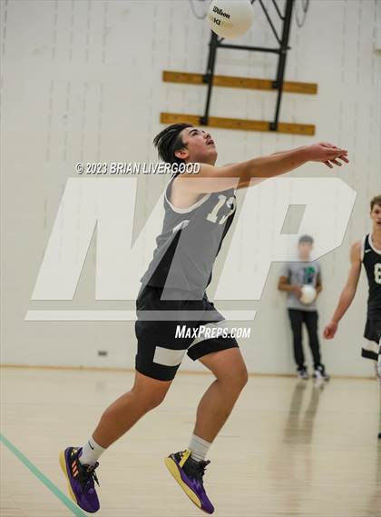 Thumbnail 1 in Eaglecrest vs. Valor Christian (CHSAA 5A Round 2) photogallery.