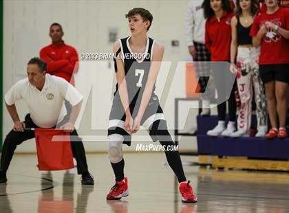 Thumbnail 1 in Eaglecrest vs. Valor Christian (CHSAA 5A Round 2) photogallery.