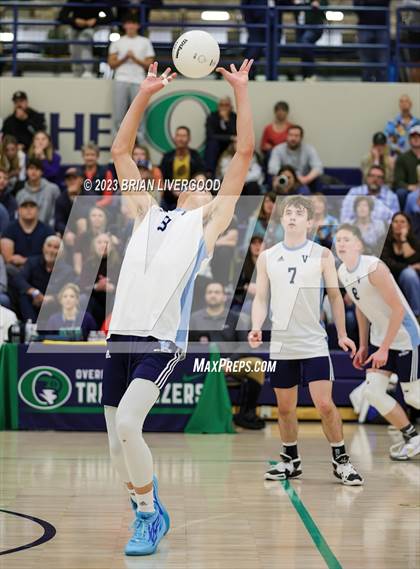 Thumbnail 2 in Eaglecrest vs. Valor Christian (CHSAA 5A Round 2) photogallery.
