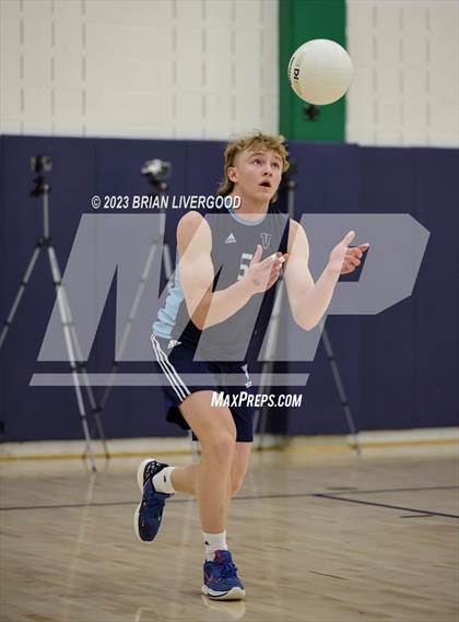 Thumbnail 1 in Eaglecrest vs. Valor Christian (CHSAA 5A Round 2) photogallery.