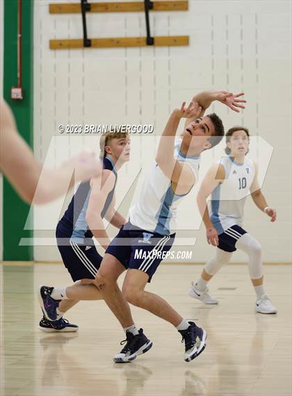 Thumbnail 3 in Eaglecrest vs. Valor Christian (CHSAA 5A Round 2) photogallery.