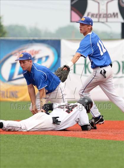 Thumbnail 3 in Newport Central Catholic vs Ryle (Ninth Region Quarterfinal) photogallery.