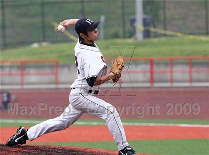 Thumbnail 3 in Newport Central Catholic vs Ryle (Ninth Region Quarterfinal) photogallery.