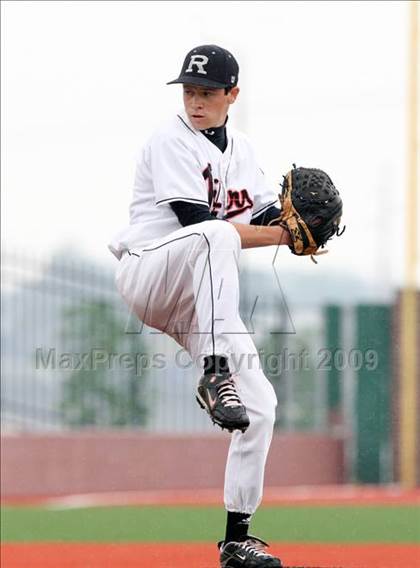 Thumbnail 3 in Newport Central Catholic vs Ryle (Ninth Region Quarterfinal) photogallery.