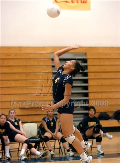 Thumbnail 3 in River Valley @ Inderkum photogallery.