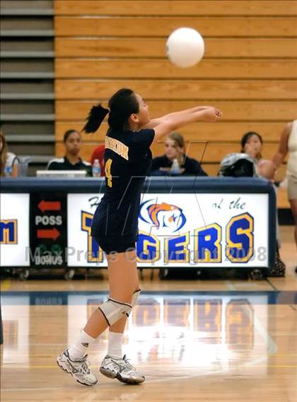 Thumbnail 1 in River Valley @ Inderkum photogallery.