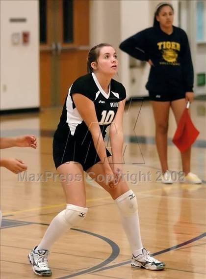 Thumbnail 3 in River Valley @ Inderkum photogallery.