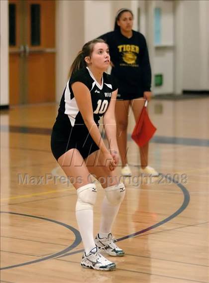 Thumbnail 2 in River Valley @ Inderkum photogallery.