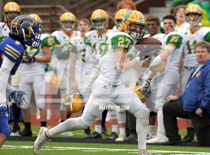 Thumbnail 2 in Fife vs. Lynden (WIAA 2A Semifinal) photogallery.