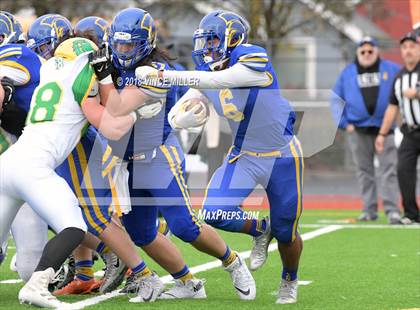 Thumbnail 1 in Fife vs. Lynden (WIAA 2A Semifinal) photogallery.