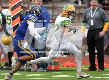 Thumbnail 2 in Fife vs. Lynden (WIAA 2A Semifinal) photogallery.