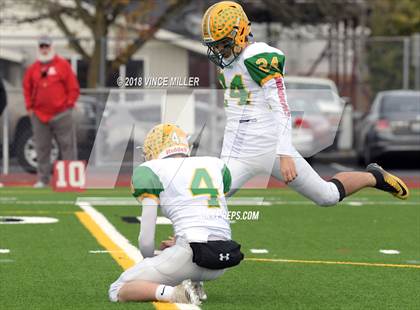 Thumbnail 3 in Fife vs. Lynden (WIAA 2A Semifinal) photogallery.