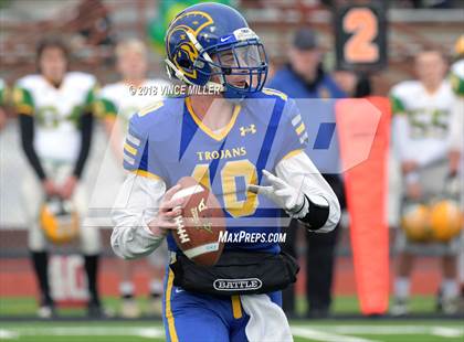 Thumbnail 1 in Fife vs. Lynden (WIAA 2A Semifinal) photogallery.