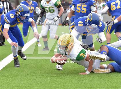Thumbnail 2 in Fife vs. Lynden (WIAA 2A Semifinal) photogallery.