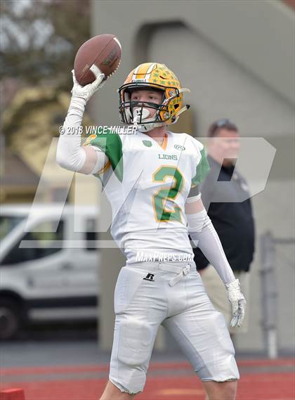 Thumbnail 1 in Fife vs. Lynden (WIAA 2A Semifinal) photogallery.