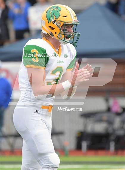 Thumbnail 2 in Fife vs. Lynden (WIAA 2A Semifinal) photogallery.