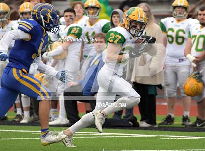 Thumbnail 1 in Fife vs. Lynden (WIAA 2A Semifinal) photogallery.