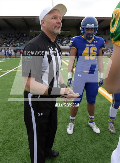 Thumbnail 2 in Fife vs. Lynden (WIAA 2A Semifinal) photogallery.