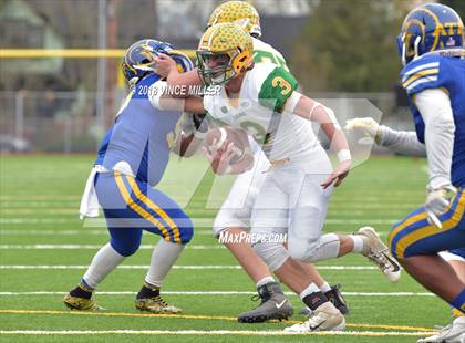 Thumbnail 3 in Fife vs. Lynden (WIAA 2A Semifinal) photogallery.