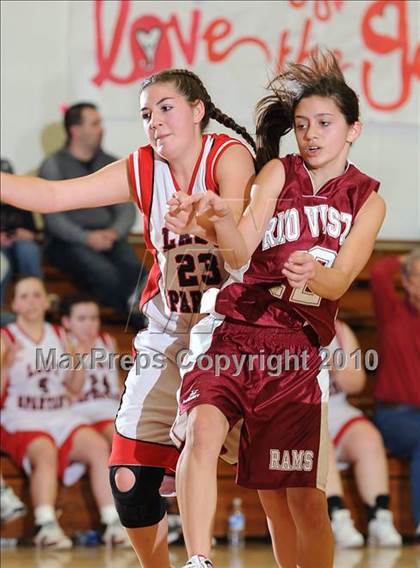 Thumbnail 2 in Rio Vista vs. East Nicolaus photogallery.