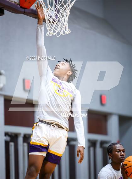 Thumbnail 1 in Tupelo @ DeSoto Central photogallery.