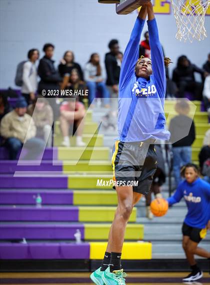 Thumbnail 3 in Tupelo @ DeSoto Central photogallery.