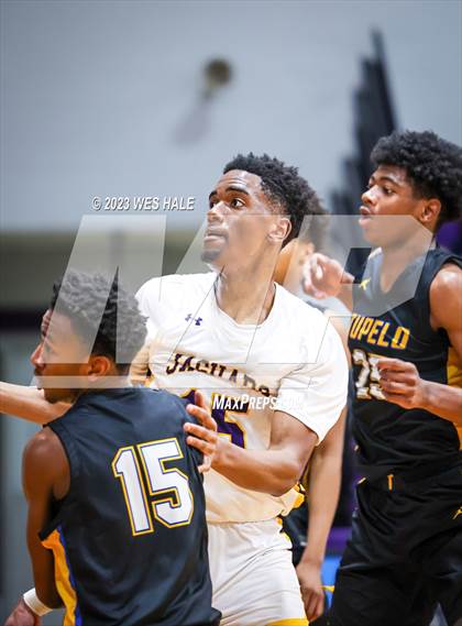 Thumbnail 2 in Tupelo @ DeSoto Central photogallery.
