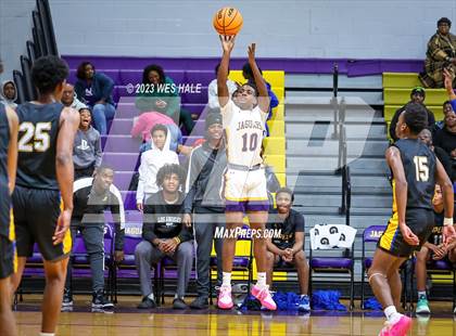 Thumbnail 2 in Tupelo @ DeSoto Central photogallery.