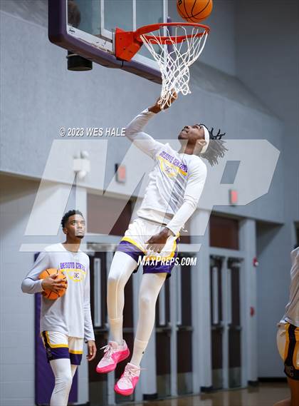 Thumbnail 2 in Tupelo @ DeSoto Central photogallery.
