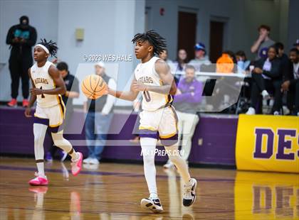 Thumbnail 2 in Tupelo @ DeSoto Central photogallery.