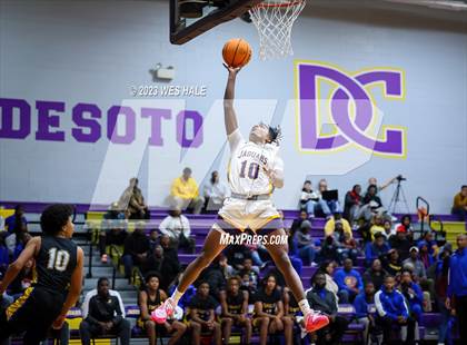 Thumbnail 3 in Tupelo @ DeSoto Central photogallery.
