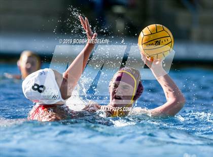 Thumbnail 1 in Kerman @ Sierra photogallery.